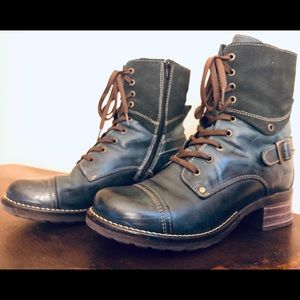Taos Crave Boots - Teal